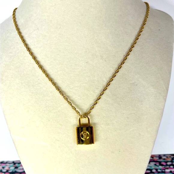 Auth Louis Vuitton small zip pull charm logo lock up cycled w/ GP 20” chain - Picture 6 of 8